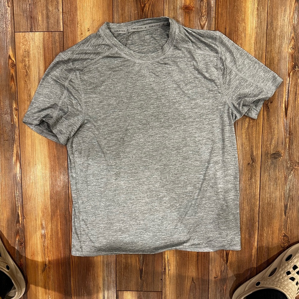 EUC Fabletics under scrub shirt large